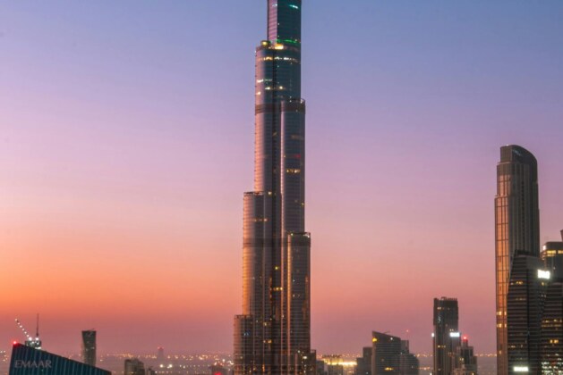 The Vertical City: How Supertall Buildings Are Redefining Urban Real Estate Economics
